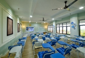 Fasilitas kelas tematik di kampus Fakultas Teknologi Informasi (FTI) dan kampus Diponegoro Universitas Kristen Satya Wacana (UKSW).