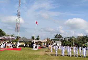 Upacara Peringatan HUT Ke-80 RI Kecamatan Belitang III
