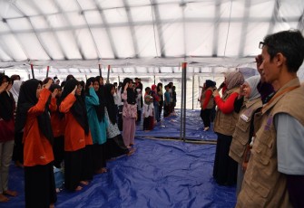Kemendikdasmen saat Lakukan Pendampingan Psikososial Guna Pemulihan Trauma Murid di Kabupaten Agam