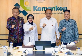 Menkop Budi Arie saat menerima audiensi Kepala Badan Pusat Statistik (BPS) Amalia Adininggar Widyasanti, Rabu (6/8).