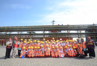 Kolaborasi untuk Kontribusi, TJSL Pelindo Semarakkan HUT ke-80 RI