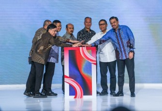 Pembukaan International Motor Show (IIMS) 2025 di Jakarta, Kamis (13/2).