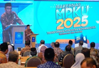 Ketua Pimpinan Pusat Muhammadiyah Muhadjir Effendy, saat menghadiri Rapat Kerja Nasional (Rakernas) Majelis Pembina Kesehatan Umum (MPKU) PP Muhammadiyah, yang berlangsung di Hotel Morazen, Kulon Progo, Jumat (18/7).