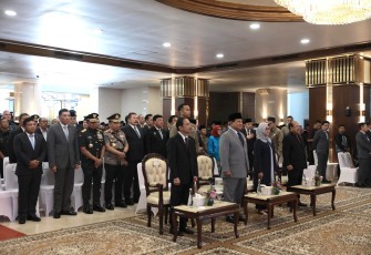 Panglima TNI Jenderal TNI Agus Subiyanto mendampingi Presiden RI Prabowo Subianto menghadiri Sidang Istimewa Laporan Tahunan Mahkamah Agung Republik Indonesia Tahun 2024, bertempat di Gedung Mahkamah Agung RI, Jakarta Pusat, Rabu (19/02/2025)