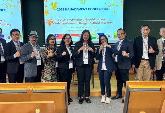 Rektor UKSW bersama Rektor dan Pimpinan Perguruan Tinggi anggota lainnya saat menghadiri ACUCA 2025 Management Conference and 26th General Assembly di Doshisha Universi (2).jpeg