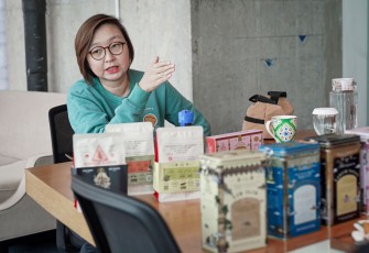 Wamen Ekraf Irene Umar saat menerima audiensi Roemah Koffie di Autograph Tower, Jakarta, Senin, 28 Juli 2025.