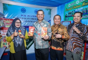 Wamen UMKM Helvi Moraza mengapresiasi penyelenggaraan Muhammadiyah Jogja Expo #4 2025 dan menyebut para pengusaha UMKM sebagai sosok pejuang kemanusiaan. Minggu (14/9).