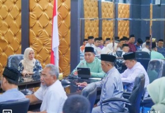 Bupati dan Wakil Bupati Bintan Gelar Rapat Staf Bersama Pimpinan OPD
