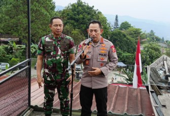 Kapolri Jenderal Pol. Listyo Sigit Prabowo menegaskan bahwa Polri bersama TNI akan mengambil langkah tegas sesuai ketentuan undang-undang untuk memulihkan situasi keamanan di sejumlah wilayah yang belakangan ini diwarnai aksi anarkis