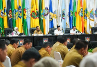 Mendagri Tito Karnavian saat sosialisasi sekolah rakyat 