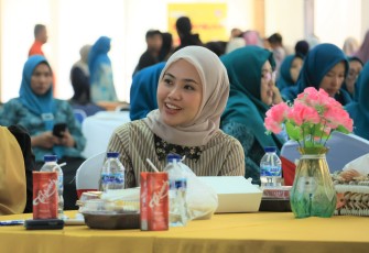 Pemkab Bintan Gelar Sosialisasi Diversifikasi Olahan Ikan dan Serahkan Bantuan Perikanan
