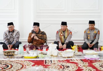 Kapolri Silaturahmi ke Dewan Sepuh hingga Resmikan Pondok