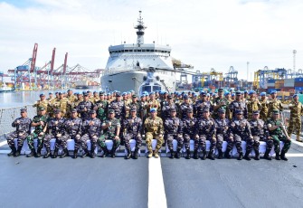 Satgas MTF TNI Konga XXVIII-O/UNIFIL Kembali ke Tanah Air Disambut Kasal dan Pangkoarmada RI