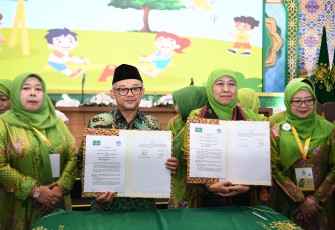 Menteri Pendidikan Dasar dan Menengah (Mendikdasmen), Abdul Mu'ti Hadir Sebagai Narasumber di Kongres XVIII Muslimat Nahdatul Ulama (NU)