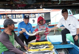 Pemberian bimbingan teknis dalam pemberdayaan nelayan