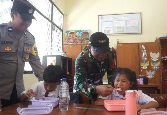 TNI-Polri Hadir Semangati Anak SLB Trenggalek untuk Masa Depan Gemilang