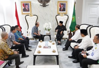 Menteri Agama Nasaruddin Umar menyampaikan duka mendalam atas wafatnya tokoh umat Buddha Indonesia, Murdaya Widyawimarta Po. Sosok yang dikenal sebagai Ketua Dewan Pengawas DPP Perwakilan Umat Buddha Indonesia (WALUBI) ini berpulang pada 7 April 2025 pada usia 84 tahun