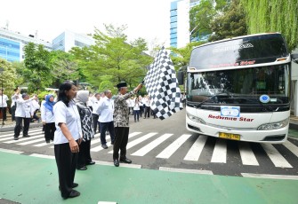 Menteri Dody Lepas 473 Peserta Mudik Gratis Kementerian PU