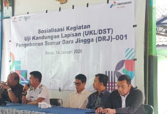 Pertamina EP beserta Forkopimcam Kradenan melakukan sosialisasi kepada warga  jelang uji produksi sumur eksplorasi Darajingga 001.