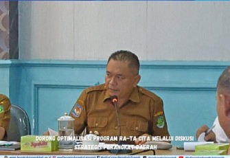 Bupati Bengkulu Tengah Drs. Rachmat Riyanto, S.T., M.AP 