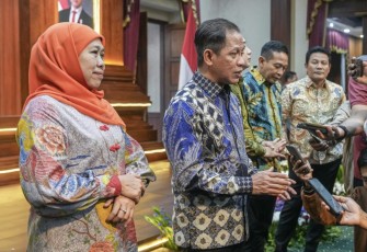 Menteri LH Hanif Faisol Nurofiq 