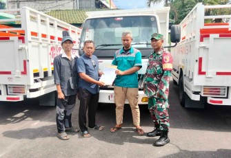 Truk operasional Kopdes Merah Putih 