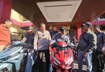 Penyerahan motor masyarakat setelah ditemukan 