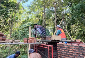 Pembangunan musholla Baiturrohim Desa Brage