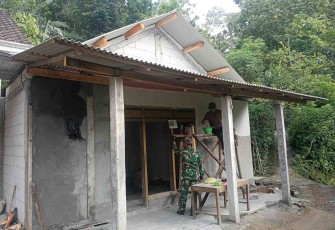 Pengerjaan RTLH bapak Sinto