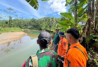 Peninjauan Tebing Sungai Banjar