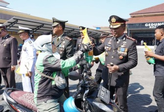 Kapolresta Sidoarjo Kombes Pol Christian Tobing