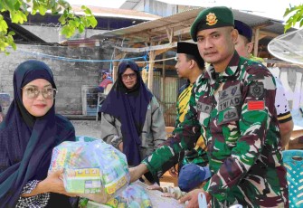 Jumat berkah Yonarmed 12 Kostrad