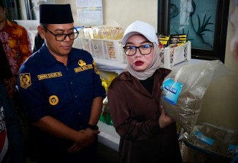 Wamenkop Farida Farichah saat mengunjungi KKMP Selumit di Tarakan, Kaltara, Minggu (15/2)