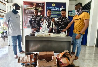 TNI AL Berhasil Gagalkan Upaya Peredaran Miras Ilegal di Weda 