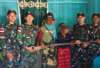 Warga sukarela serahkan senjata api