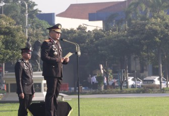 Wakapolda Jatim Pimpinan Upacara Hari Kelahiran Pancasila 