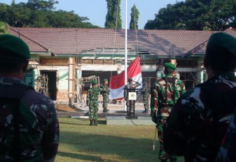 Kodim 0801/Pacitan Gelar Upacara 17 an, Bacakan Amanat Pangdam V/Brw Mayjen TNI Rudi Saladin