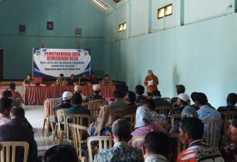 TNI Melalui Para Babinsa Dampingi Musyawarah Pemutakhiran Data Kemiskinan di Wilayah Pacitan