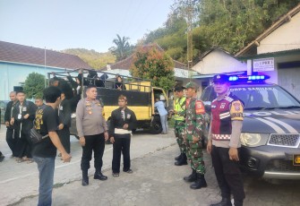 Pastikan Situasi Aman, Gabungan TNI Polri di Pacitan Lakukan Pengamanan Pengesahan Warga PSHT