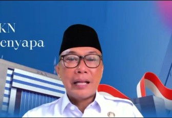 Prof. Zudan dalam BKN Menyapa BKD bertema “Manfaat Tabungan Hari Tua (THT) ASN 1 Miliar” yang digelar secara daring
