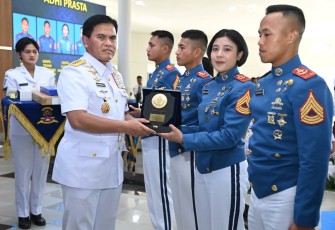 Kasal Serahkan Ijazah dan Bekali Capaja AAL