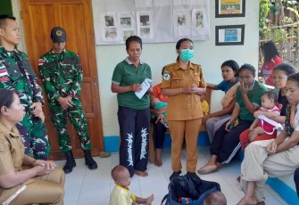 Pelayanan kesehatan satgas Yonarmed 12 Kostrad
