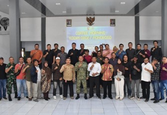 Kodim 0802/Ponorogo menggelar Coffee Morning bersama Insan Pers dan Konten Kreator bertempat di Gedung Paraduta jalan Basuki Rahmat no 38 Kota / Kabupaten Ponorogo, Selasa (14/07/2026) 