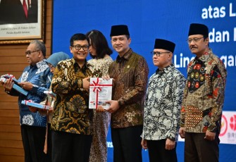 Kementerian Transmigrasi berhasil meraih opini Wajar Tanpa Pengecualian (WTP) atas Laporan Keuangan Tahun Anggaran 2025 dari Badan Pemeriksa Keuangan (BPK) RI