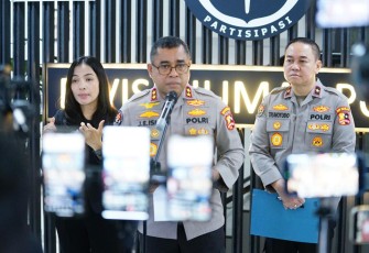 Kadiv Humas Polri, Irjen Pol. Johnny Eddizon Isir 