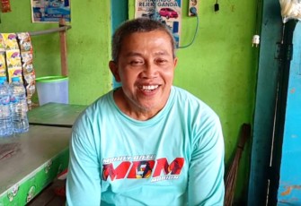 TNI Bersih-Bersih Pasar di Madiun, Pedagang Sumringah