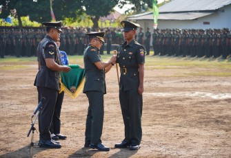 Tegaskan Pentingnya Disiplin dan Profesionalisme Prajurit, Pangdam IX/Udayana Tutup Pendidikan Tamtama