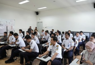 Jelang Angkutan Lebaran 2026, KAI Periksa Kesehatan Petugas LRT Jabodebek