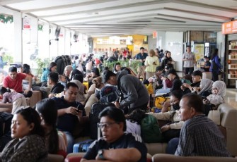 Pelanggan KA Jarak Jauh dari Daop 2 Bandung
