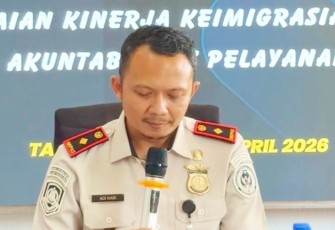 Kepala Kantor Imigrasi Kelas II TPI Tanjung Uban, Adi Hari Pianto